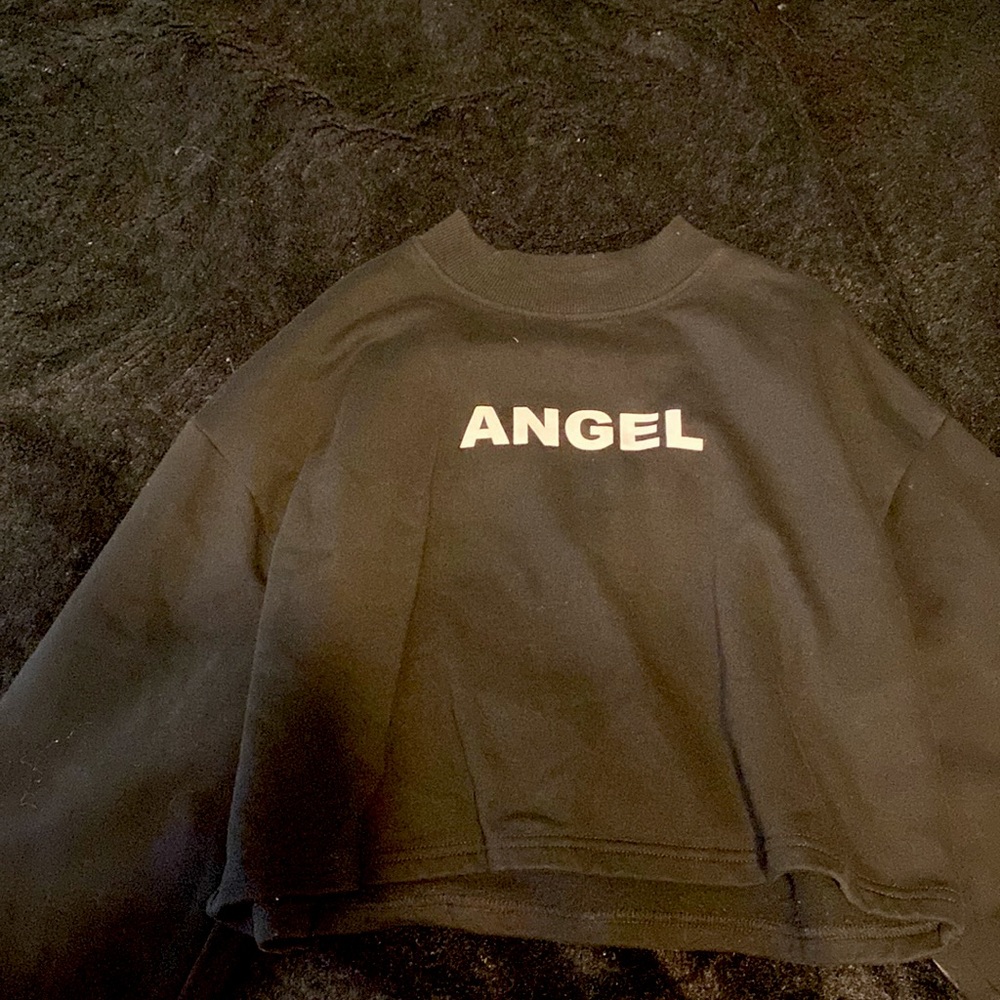 Small black “angel” cropped long sleeve shirt